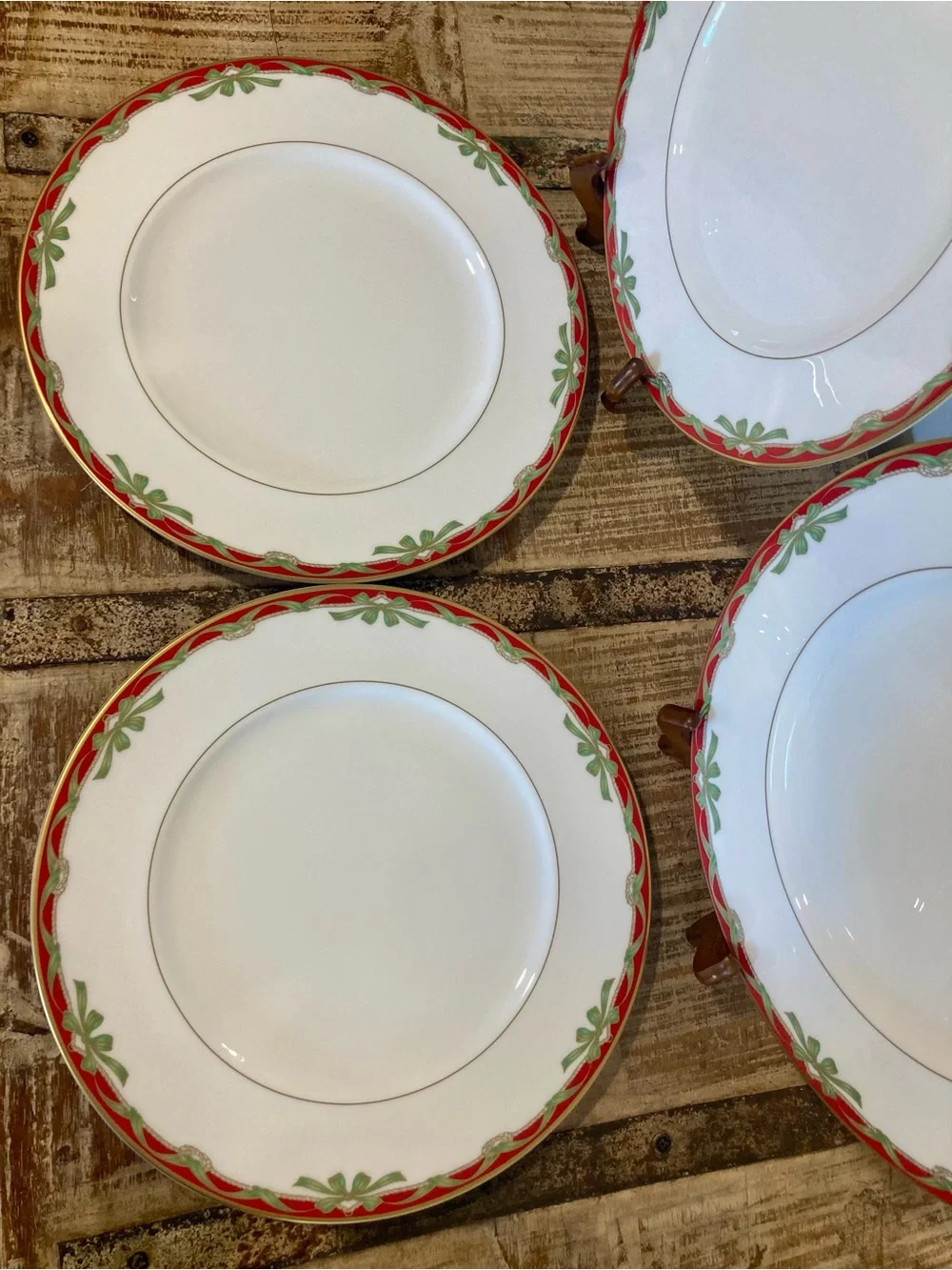 4 Dinner Plates Waterford Fine China Holiday Ribbons Christmas Plates